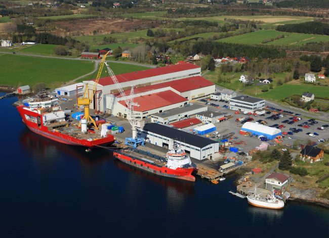 Salmon farms fuelling 28% of yard orders