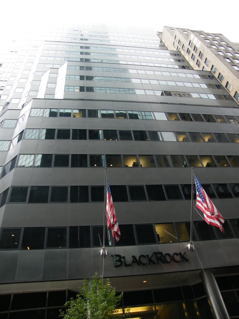 BlackRock sells Marine Harvest shares, loses vote