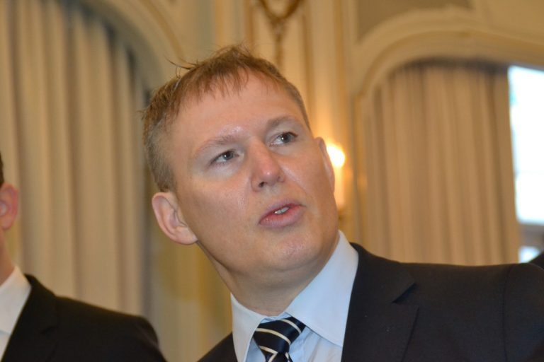 Supply-side “protection” guiding MHG borrowing