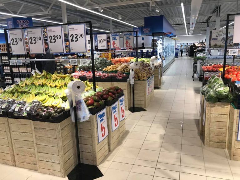 Competition bureau agents raid Norwegian grocery chain offices