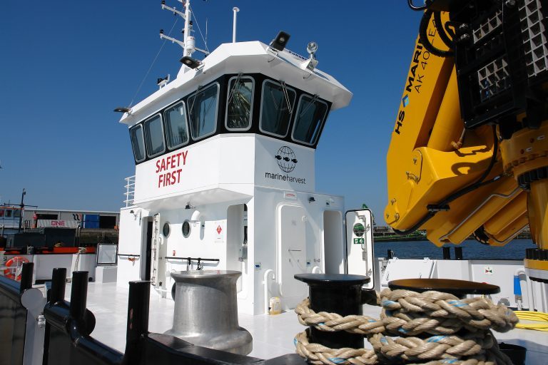 Dutch shipbuilder Nauplius hands over 1907 LUV to Marine Harvest Scotland