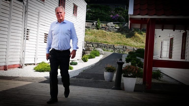 Breaking: Mowi chairman to step down after 15 years