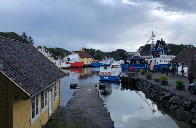 Norway salmon money boost communities to the sum €237 million in cash