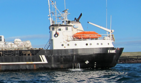 Cargo ship containing salmon feed pellets holed in grounding in Scotland