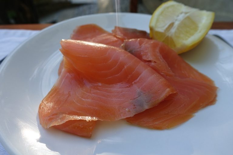 Italy recalls packs of smoked salmon over listeria scare