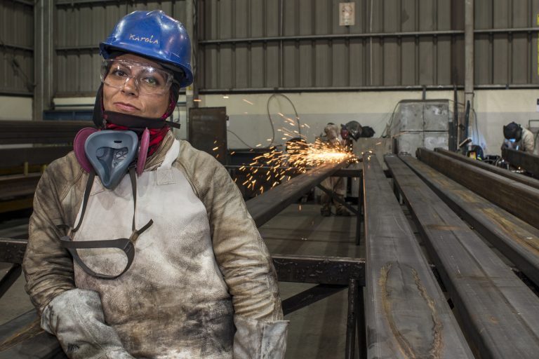 Women welders enjoy success in Chile’s salmon industry