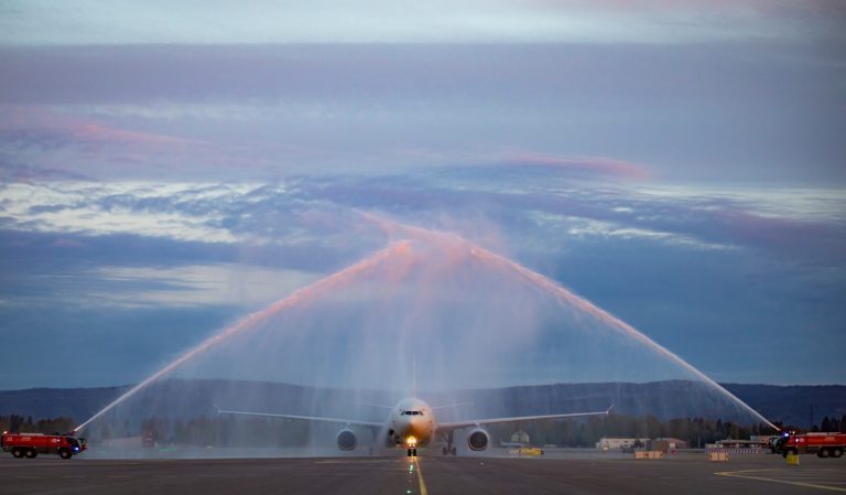 First non-stop flight arrives in Norway from China