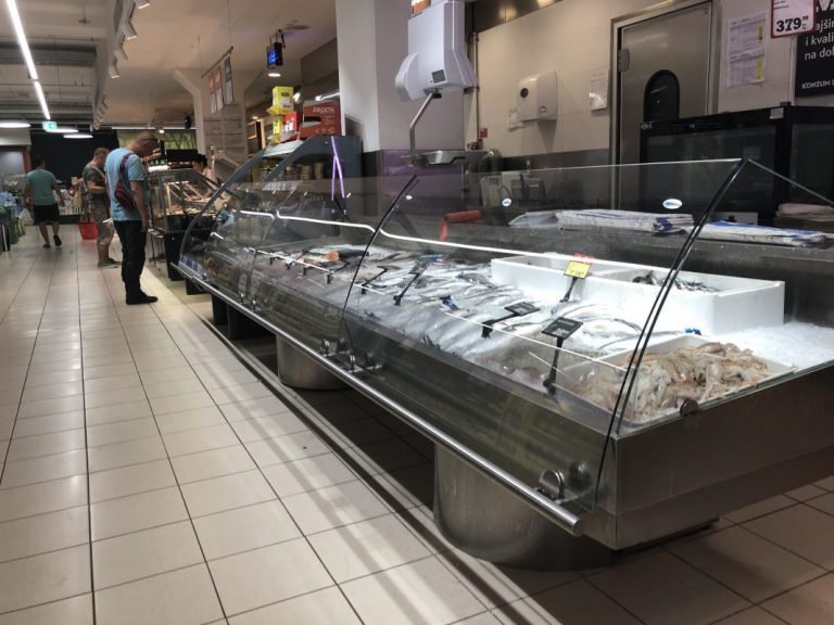 Shorts steer clear of salmon stocks