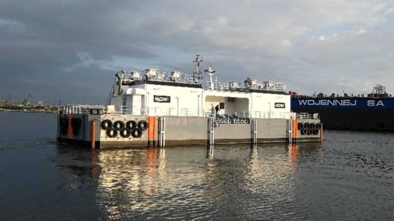 ScaleAQ signs major contract with Mowi for five new feed barges