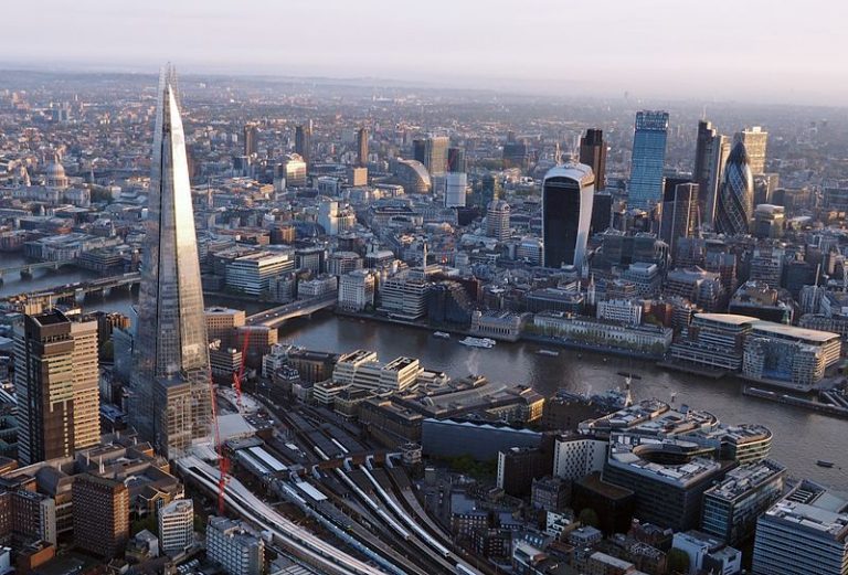 London Fish Exchange starts salmon trading