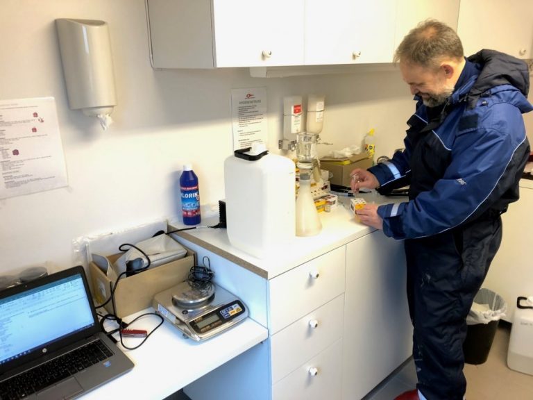 Sterner fears sulphur bacteria more than anything else
