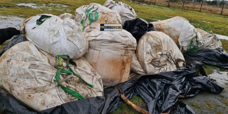 Police seize 9 tonnes of stolen salmon feed