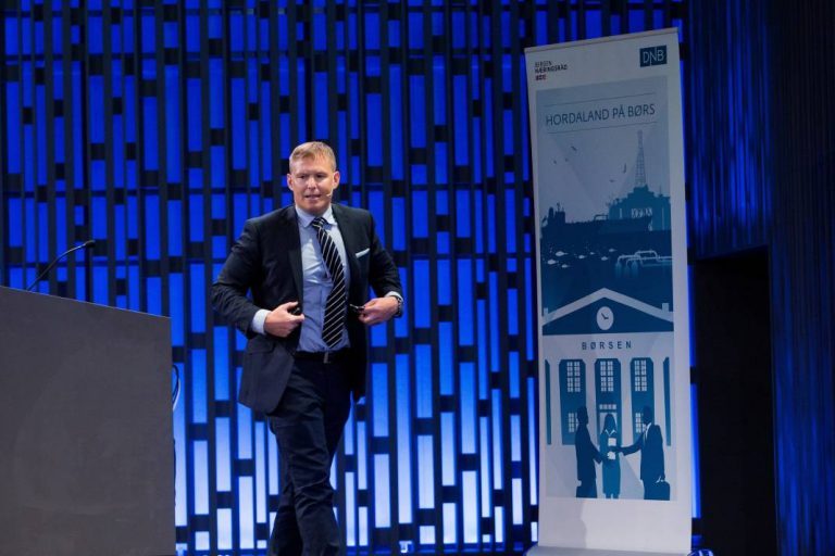 Mowi CEO granted 130,000 options