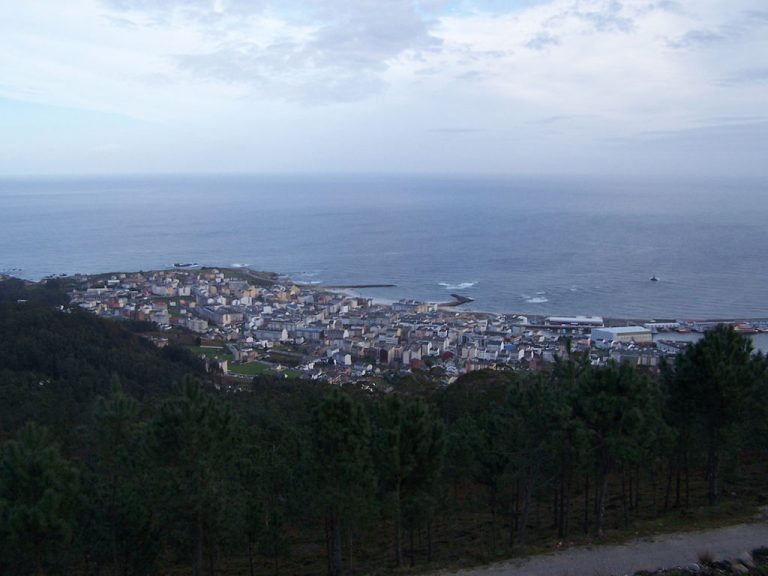 €40 million land-based salmon farm eyed up in busy Spanish fishing port