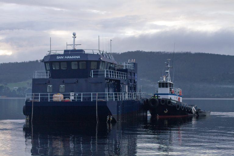 New feed barge delivered for Sanford