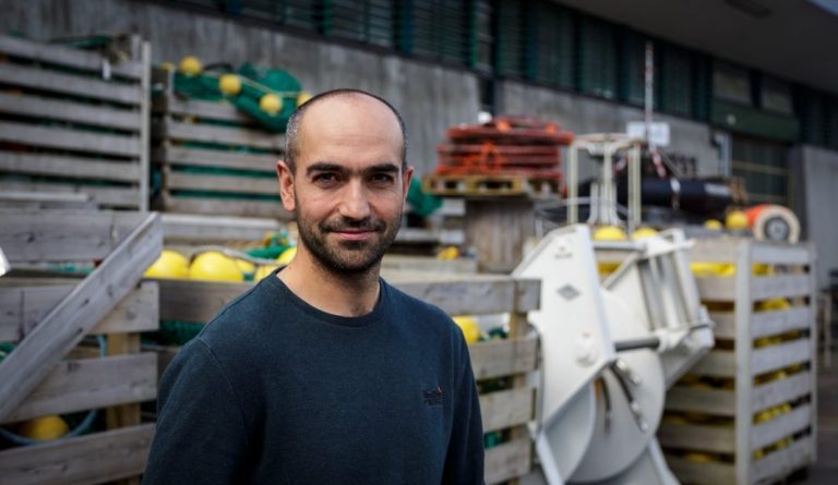 Project aims to catch 250 kg bluefin tunas and store them alive in sea cages