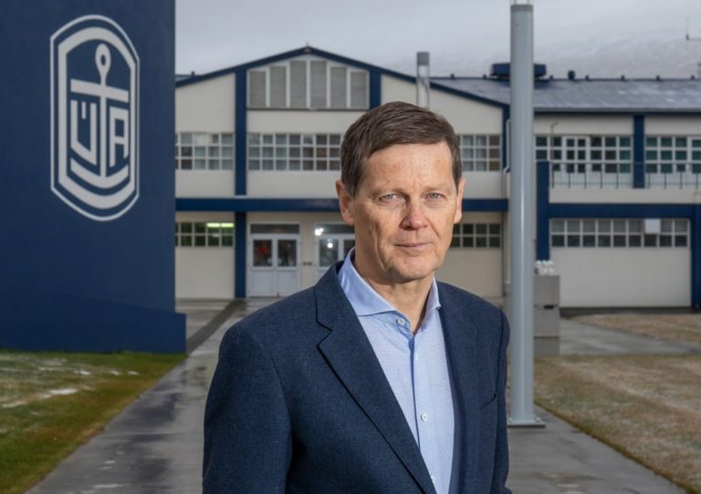 Samherji exploring options for land-based salmon farm at former smelting site in Iceland