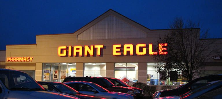 Kvarøy Arctic salmon hot dogs picked up by US retail chain Giant Eagle