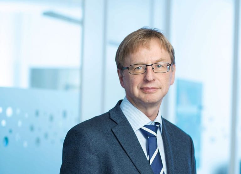Geir Molvik resigns as Cermaq boss. He is replaced by Steven Rafferty