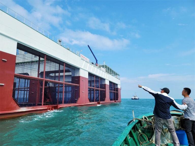 China launched new semi-submersible fish farm