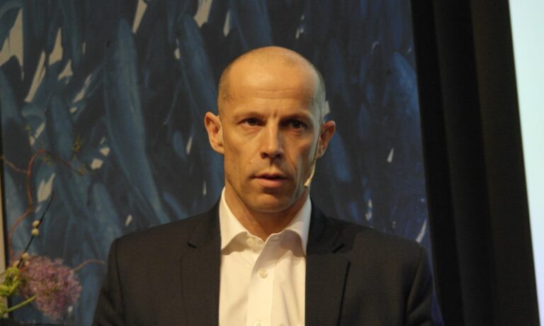 Charles Høstlund returns to his job as CEO of NRS