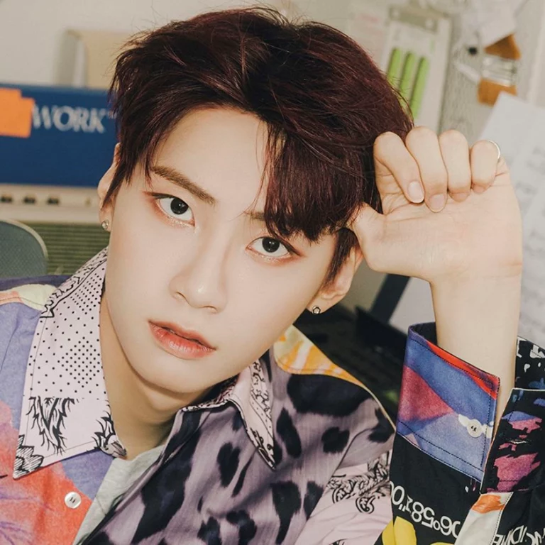 ‘OMG LEE JIN-HYUK 😍😍😍’: K-pop idol’s 2 million followers react as role in Netflix salmon drama is revealed