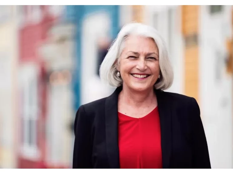 Joanne Thompson takes helm at Fisheries and Oceans Canada