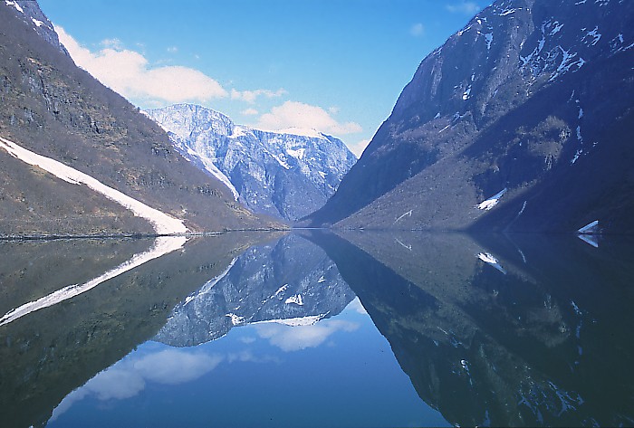 Producer faces trial over escape of 35,000 fish into Norwegian beauty spot