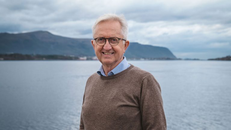 Norwegian firm expands into Asia with land-based salmon deal