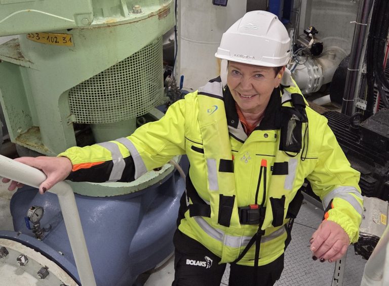 Veteran CEO bows out after decades of service