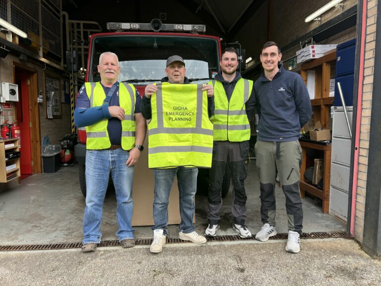 Bakkafrost Scotland: donates equipment to support Gigha emergency response