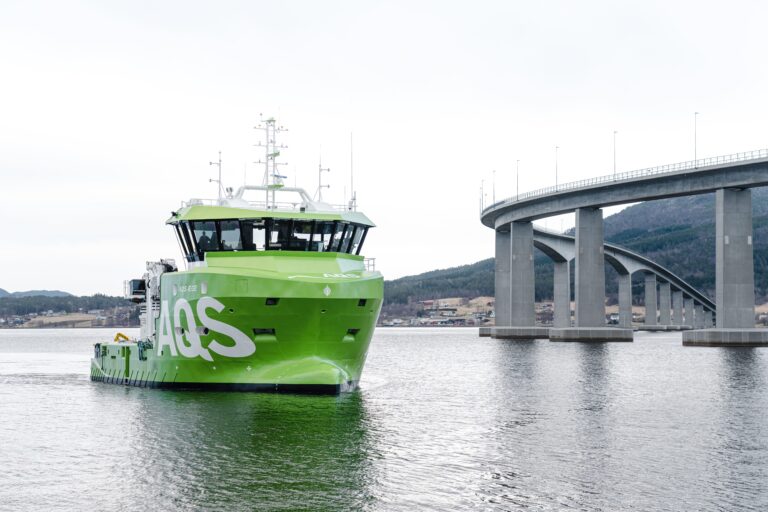 AQS: takes delivery of first hybrid service vessel in six-boat series